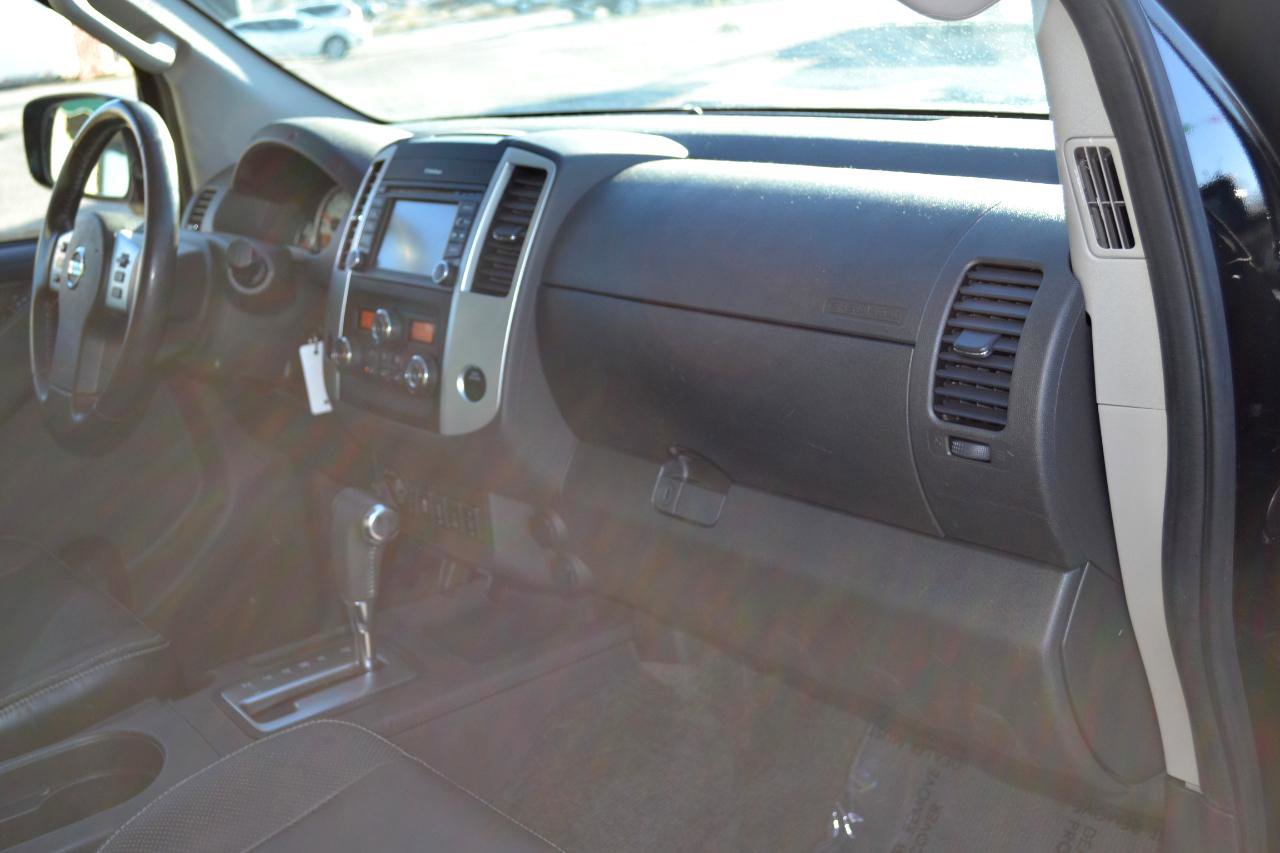 Used 2016 Nissan Frontier PRO-4X w/ Pro-4x Luxury Package image 32