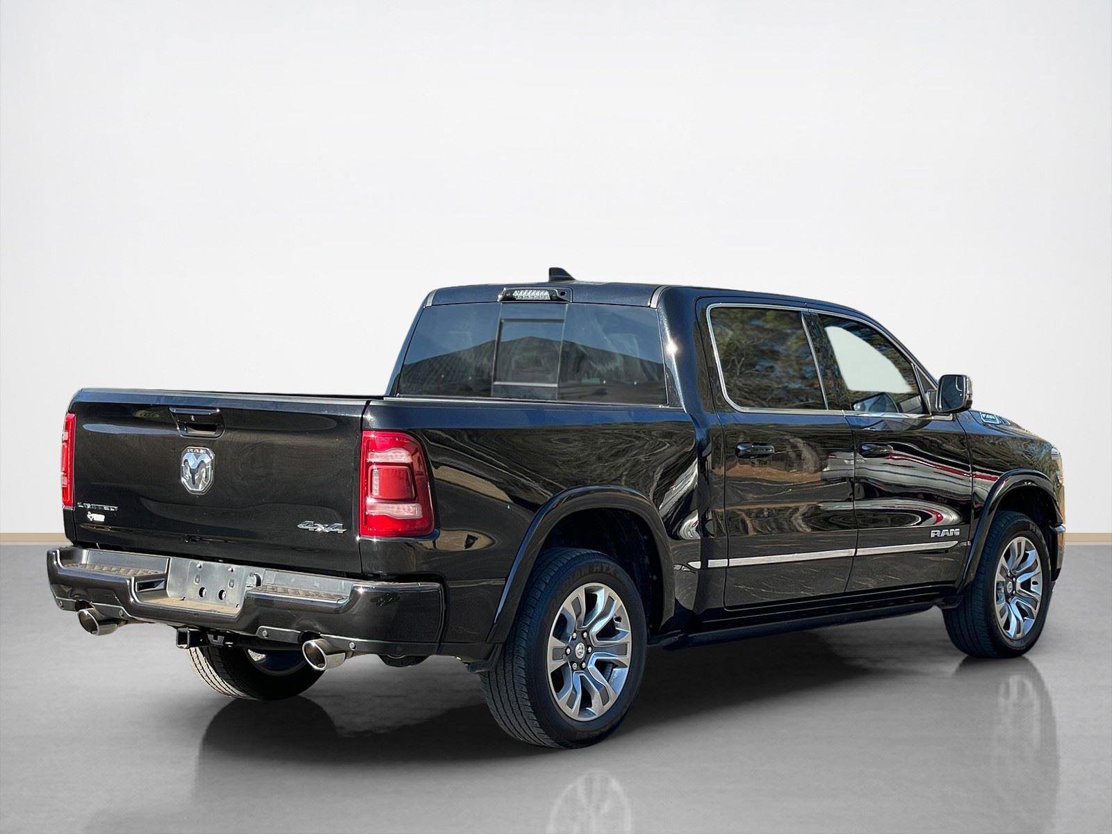 Used 2024 RAM 1500 Limited image 7