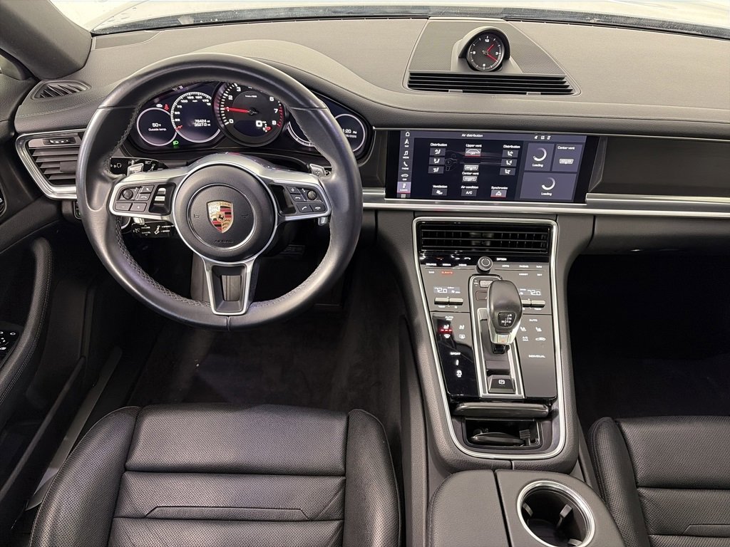 Used 2019 Porsche Panamera image 14