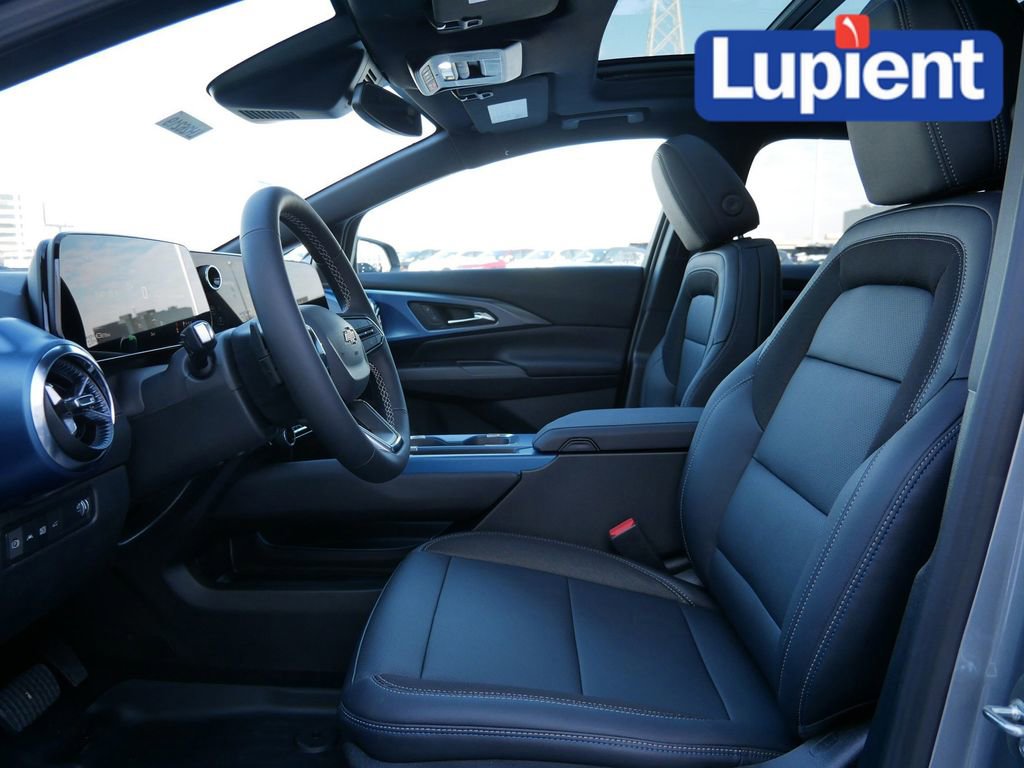 New 2026 Chevrolet Equinox EV LT image 13