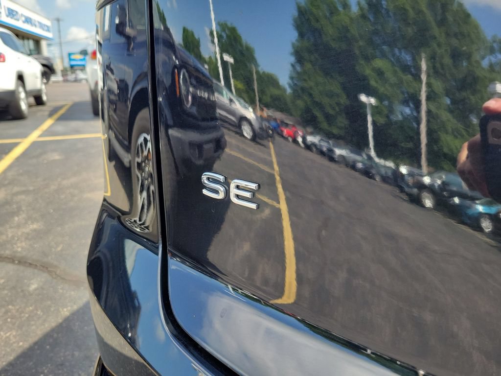 Used 2026 Volkswagen Atlas Cross Sport SE AWD/4WD image 8