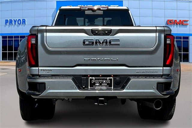New 2026 GMC Sierra 3500 Denali Ultimate image 4