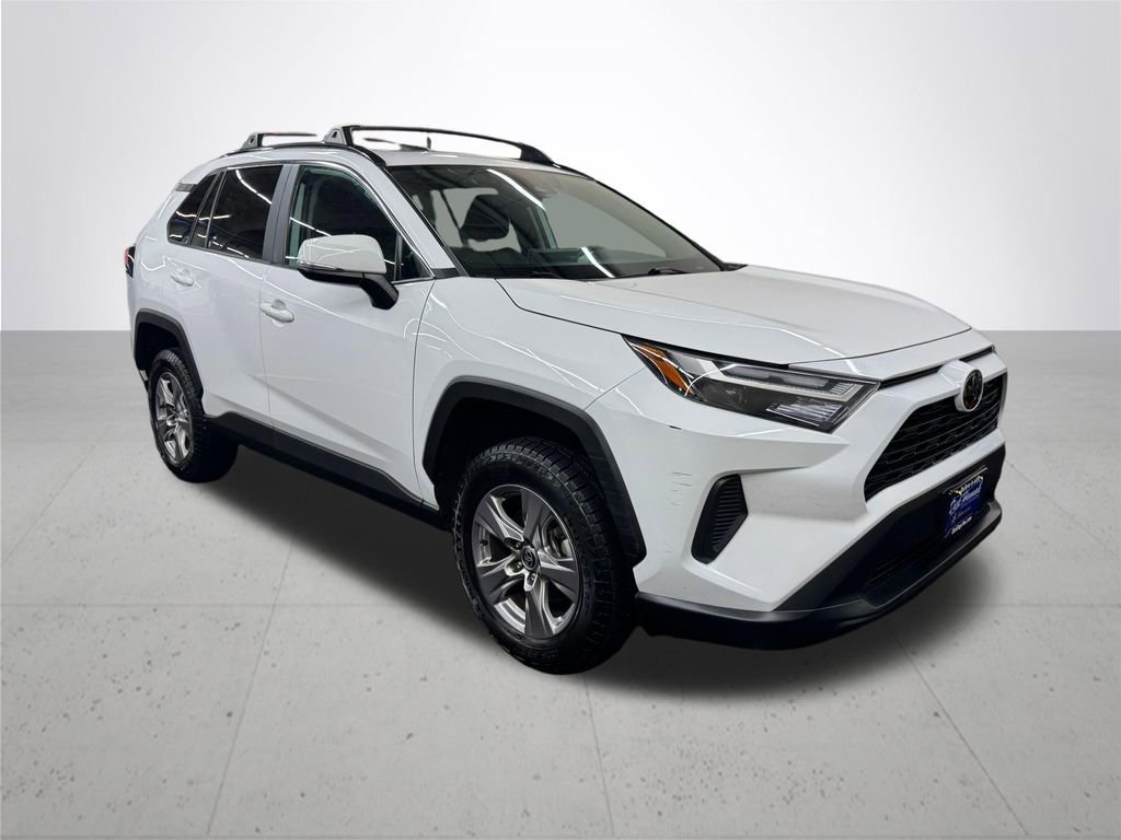 Used 2023 Toyota RAV4 XLE w/ Convenience Package image 9