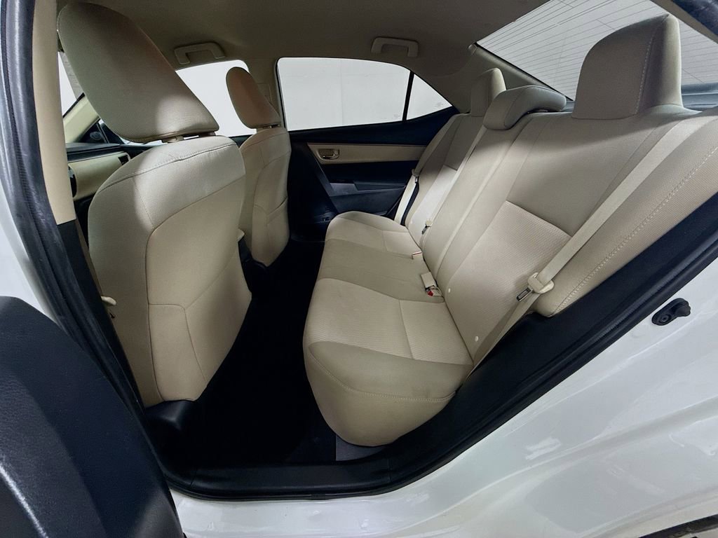 Used 2014 Toyota Corolla LE image 21