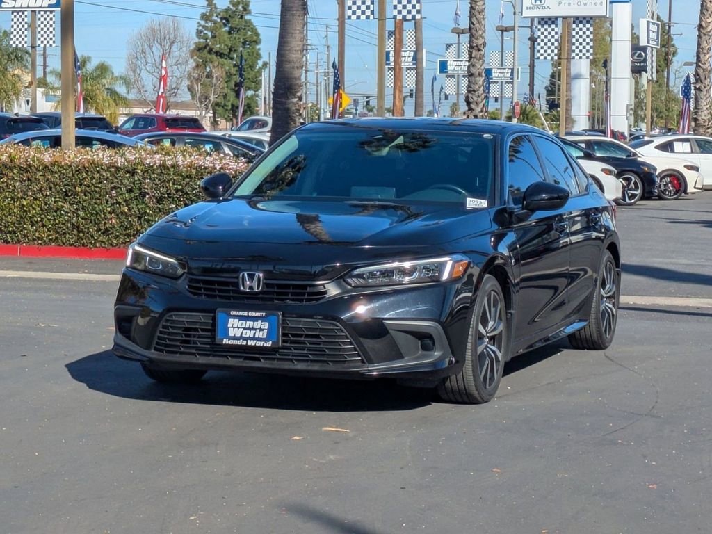 Used 2023 Honda Civic EX image 3