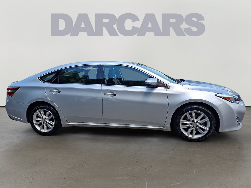 Used 2014 Toyota Avalon XLE Premium FWD image 7