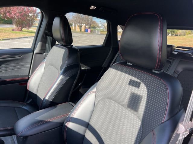 Used 2023 Ford Escape ST-Line image 17