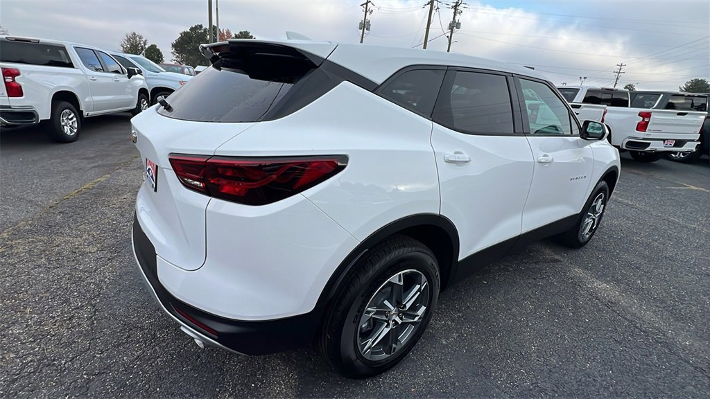 New 2026 Chevrolet Blazer LT image 5