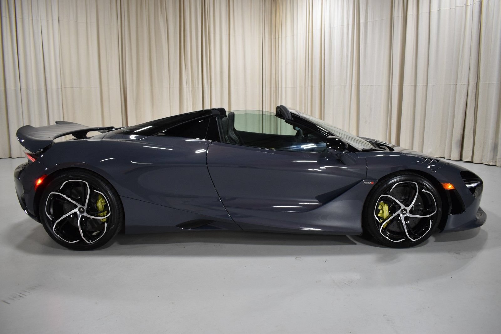 New 2027 McLaren 750S Spider RWD image 4