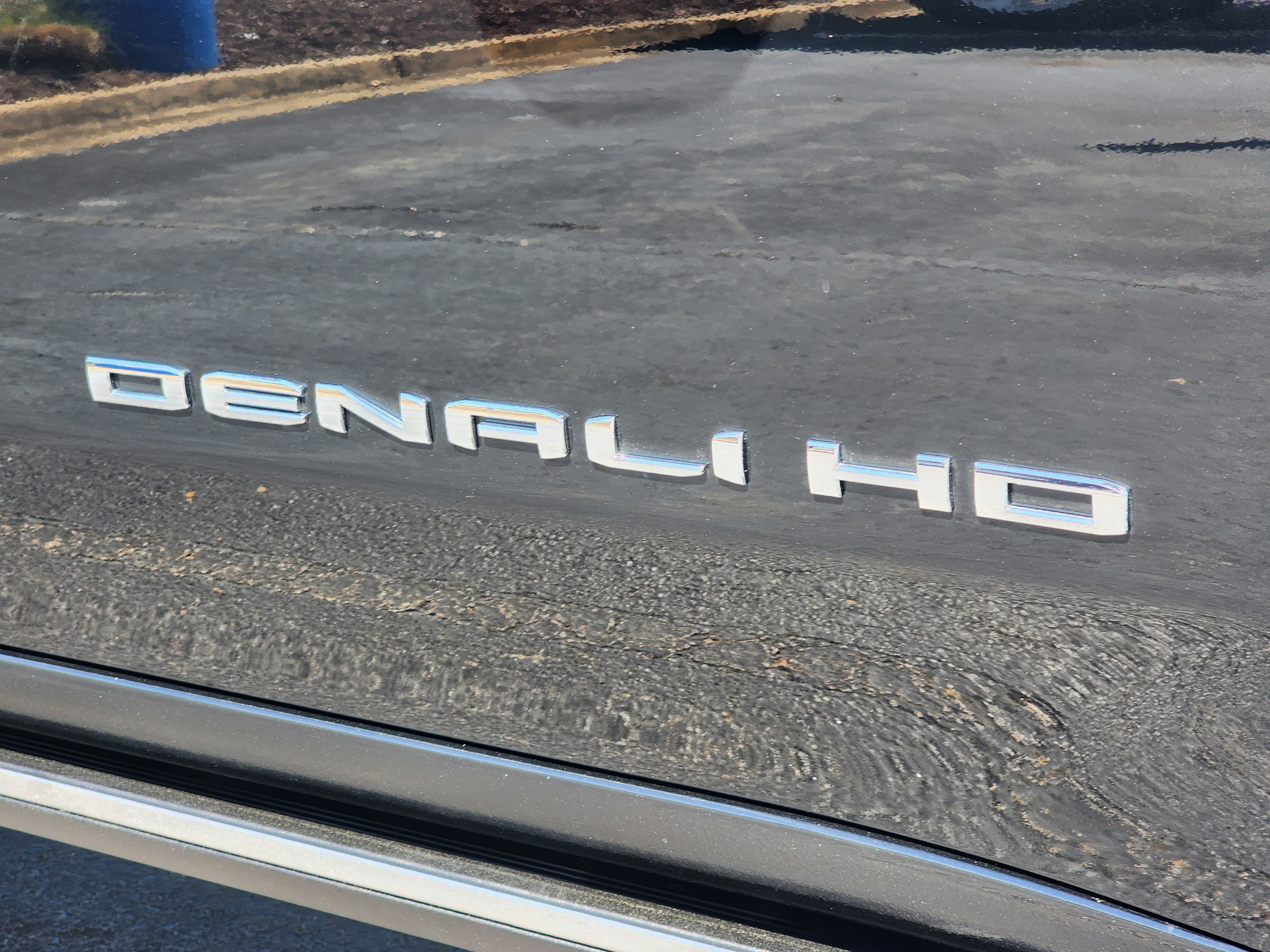 Used 2025 GMC Sierra 3500 Denali Ultimate image 7