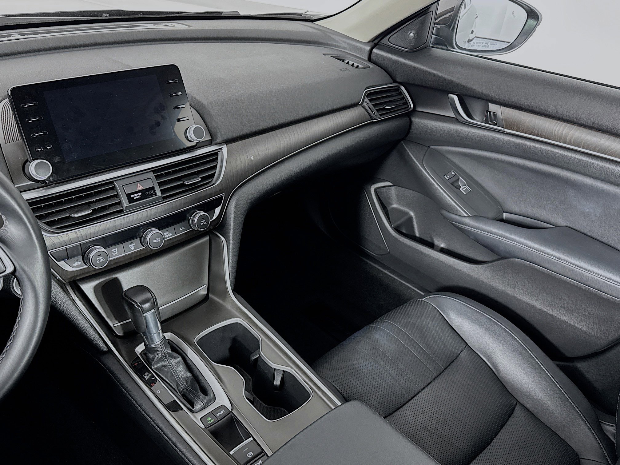 Certified 2018 Honda Accord Touring image 24