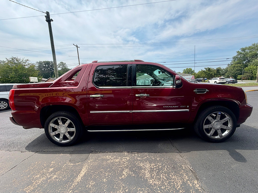 Used 2007 Cadillac Escalade EXT w/ Information Package AWD/4WD image 5
