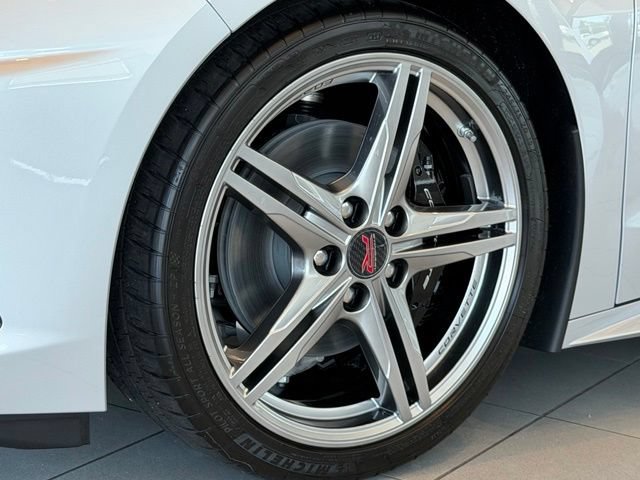 New 2027 Chevrolet Corvette Stingray Convertible RWD image 9