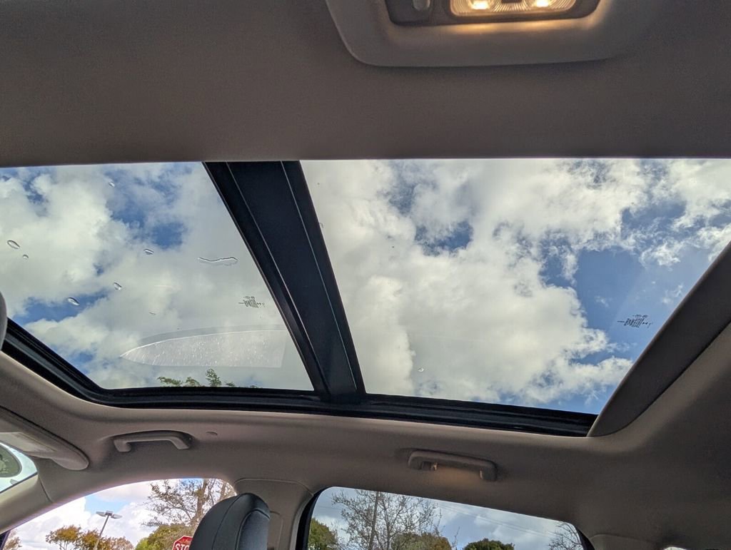 Certified 2023 Lincoln Nautilus Reserve w/ Monochromatic Package image 14