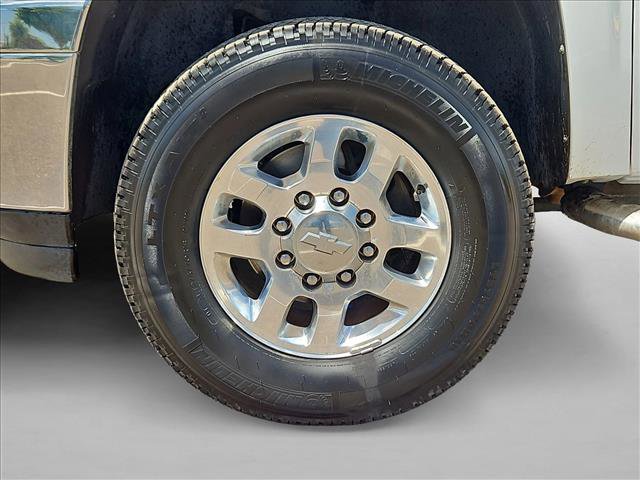 Used 2013 Chevrolet Silverado 3500 LT w/ Interior Plus Package AWD/4WD image 23