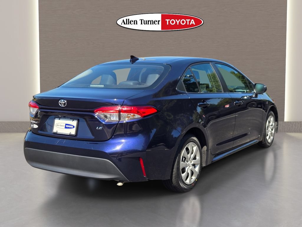 Used 2025 Toyota Corolla LE FWD image 6