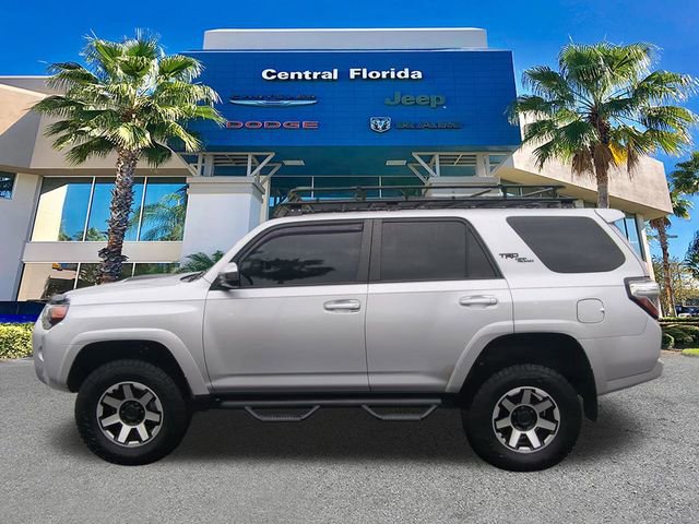 Used 2018 Toyota 4Runner TRD Off-Road AWD/4WD image 8