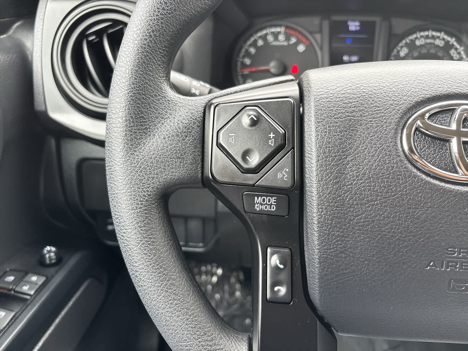 Used 2023 Toyota Tacoma SR AWD/4WD image 12