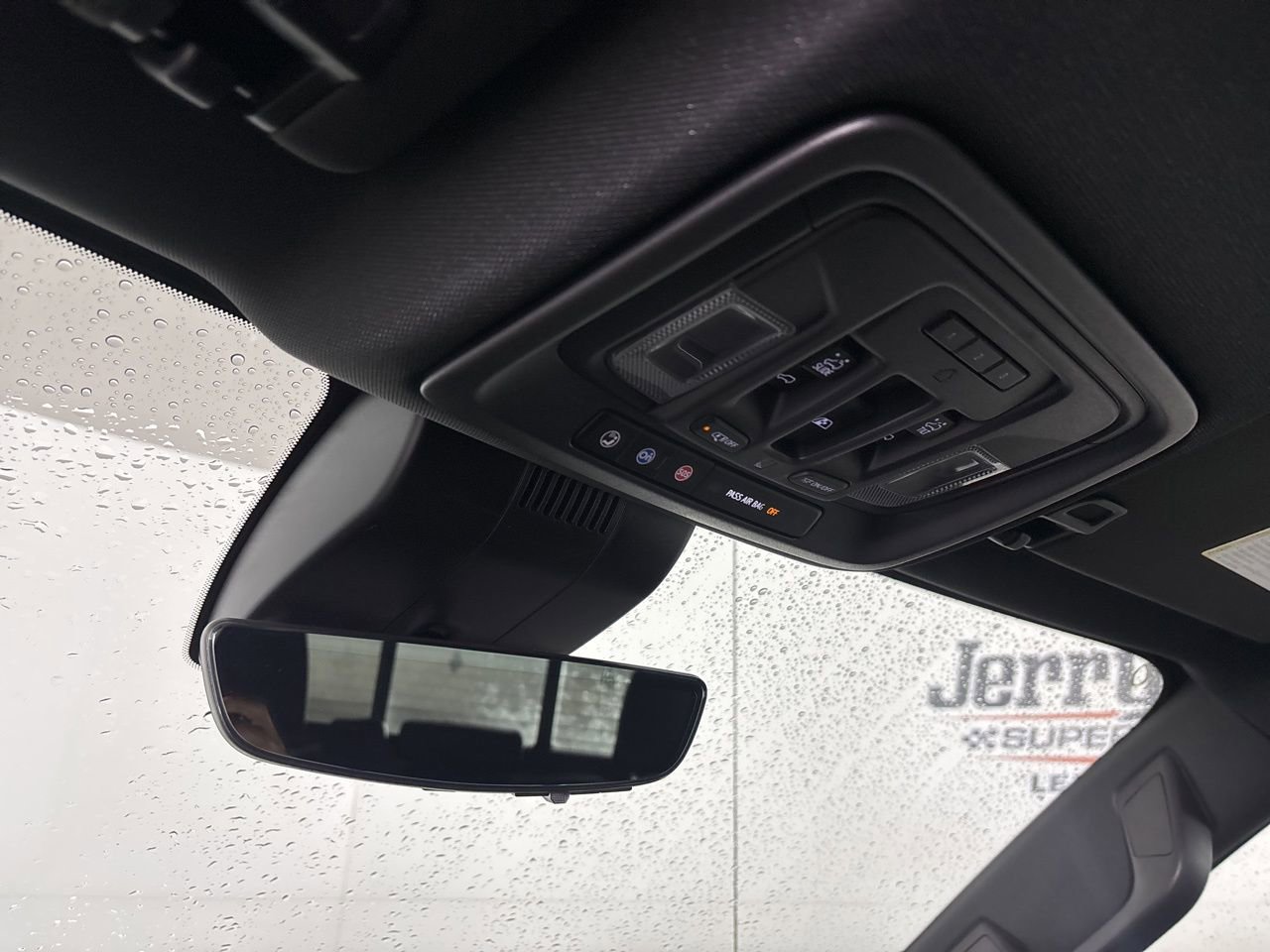 Used 2023 Chevrolet Silverado 1500 High Country w/ High Country Premium Package image 19