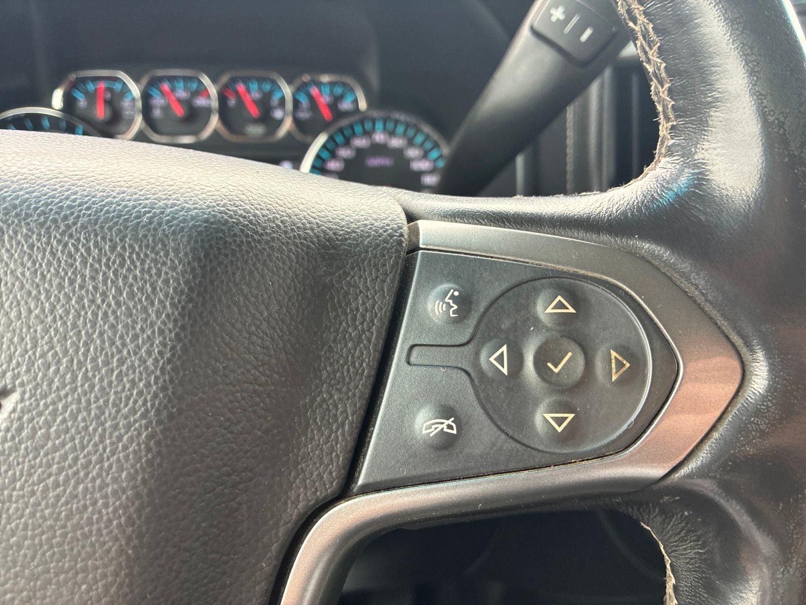 Used 2019 Chevrolet Silverado 3500 LTZ w/ Duramax Plus Package AWD/4WD image 27