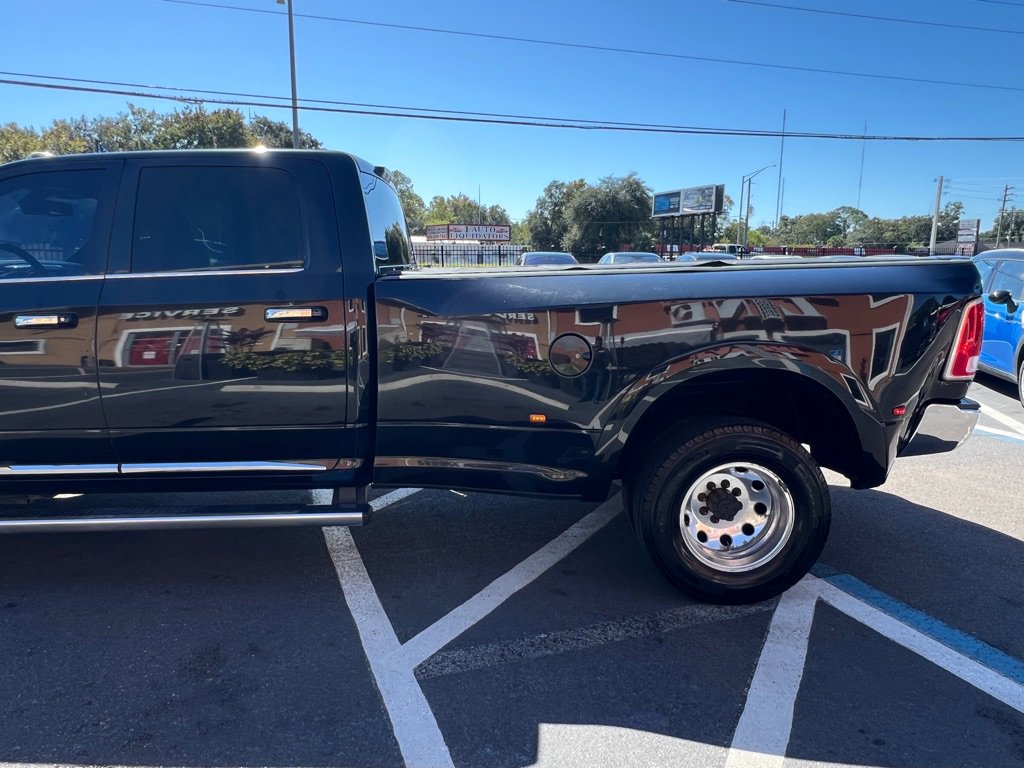 Used 2018 RAM 3500 Laramie Longhorn w/ Max Tow Package image 7