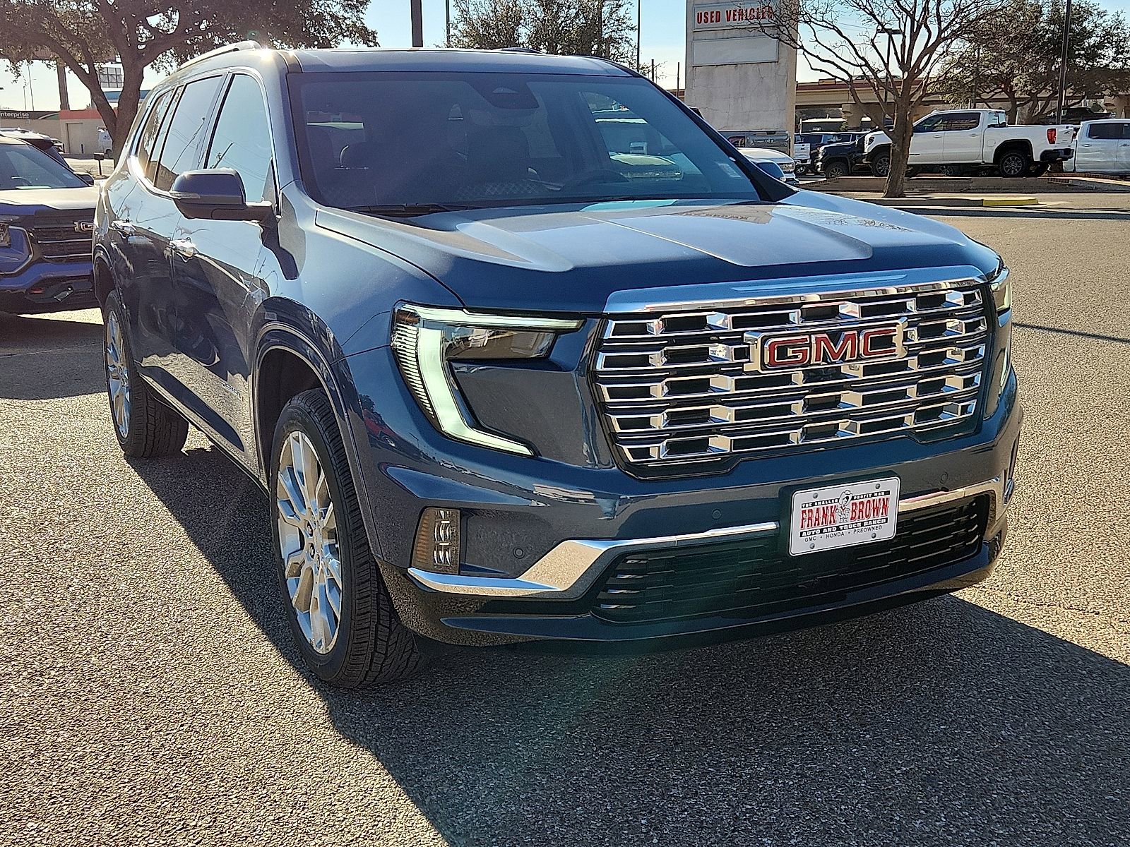 New 2026 GMC Acadia Denali w/ Super Cruise Package image 5