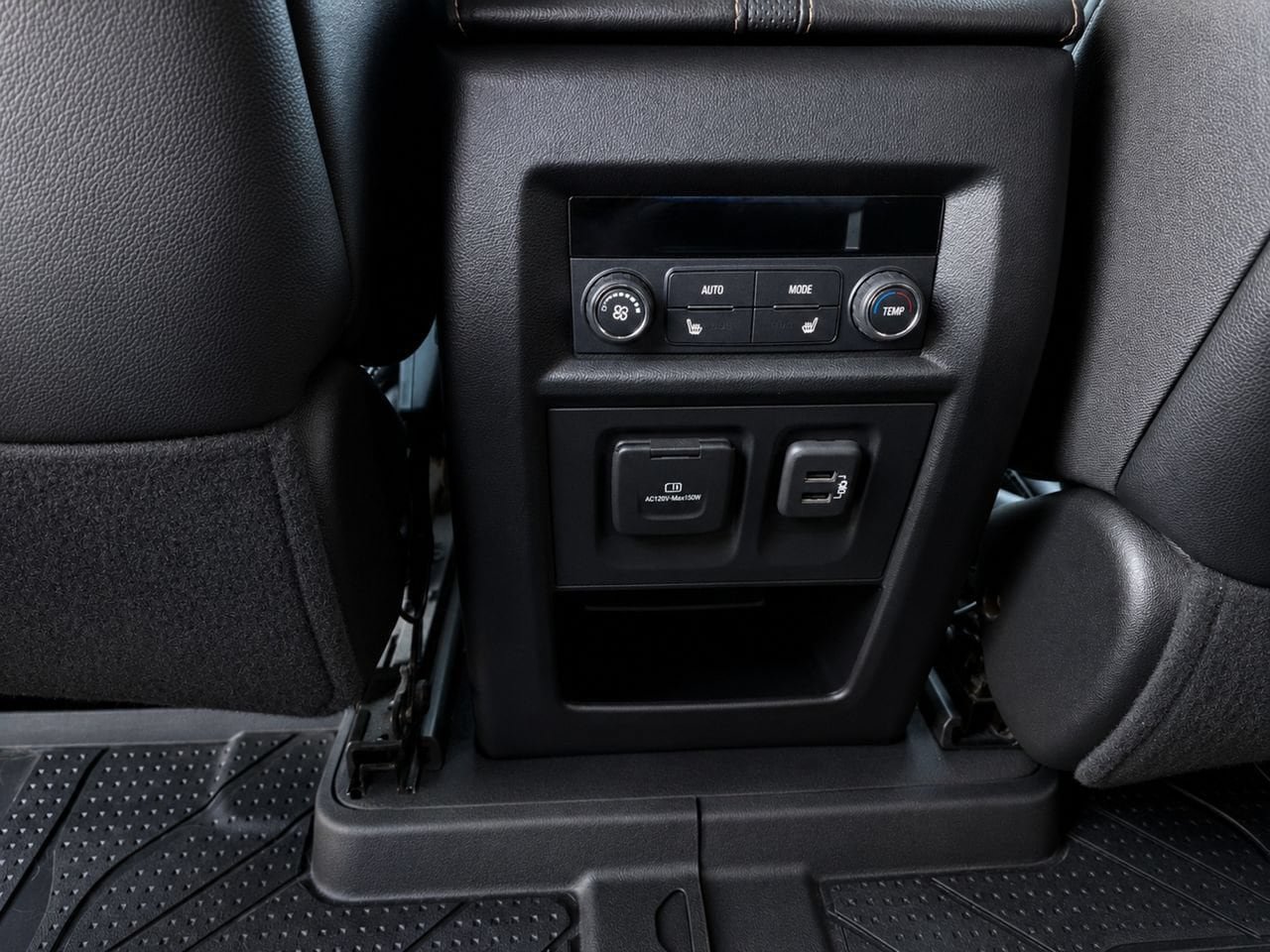 Used 2019 Chevrolet Traverse Premier w/ Redline Edition FWD image 32