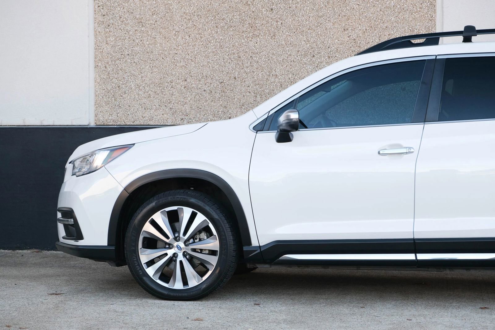 Used 2022 Subaru Ascent Touring image 7