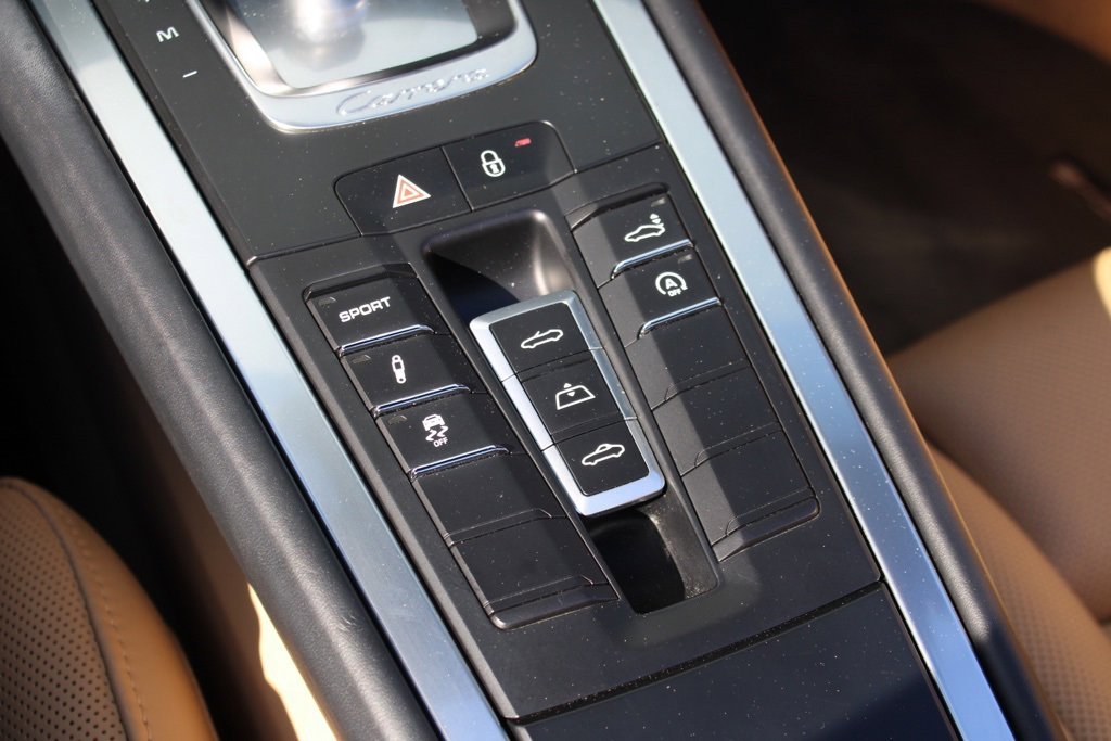 Used 2016 Porsche 911 Carrera S image 30