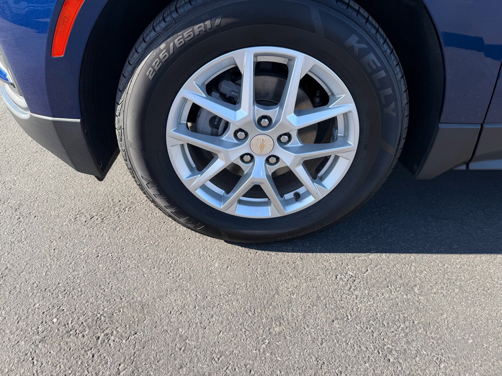 Used 2023 Chevrolet Equinox LS w/ LS Convenience Package FWD image 28