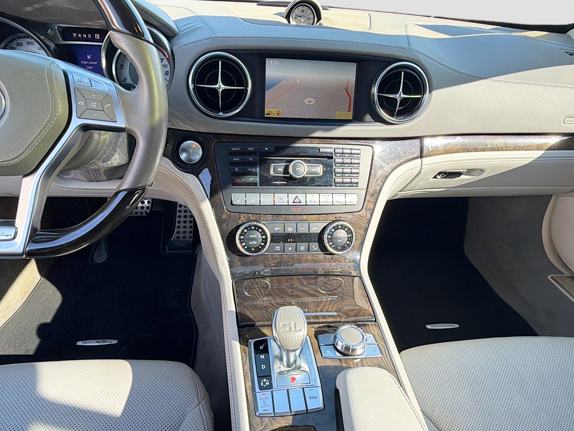 Used 2013 Mercedes-Benz SL 550 image 18