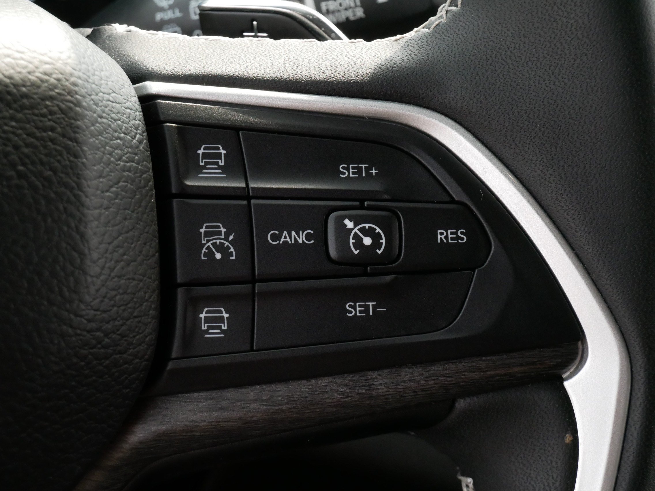 Used 2022 Jeep Grand Cherokee Limited 4xe AWD/4WD image 25