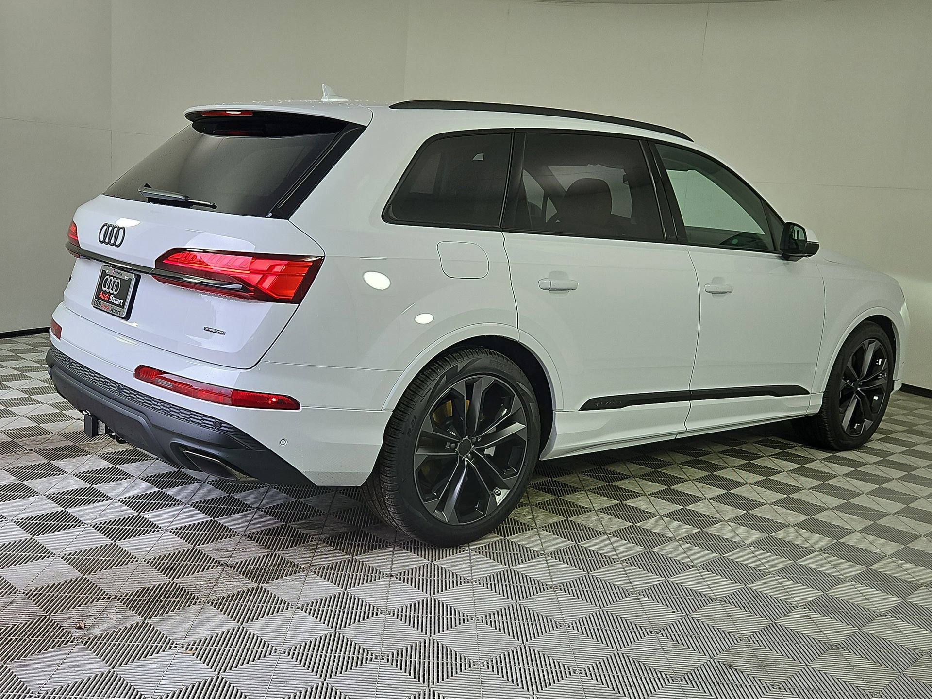 New 2026 Audi Q7 3.0T Premium Plus image 7