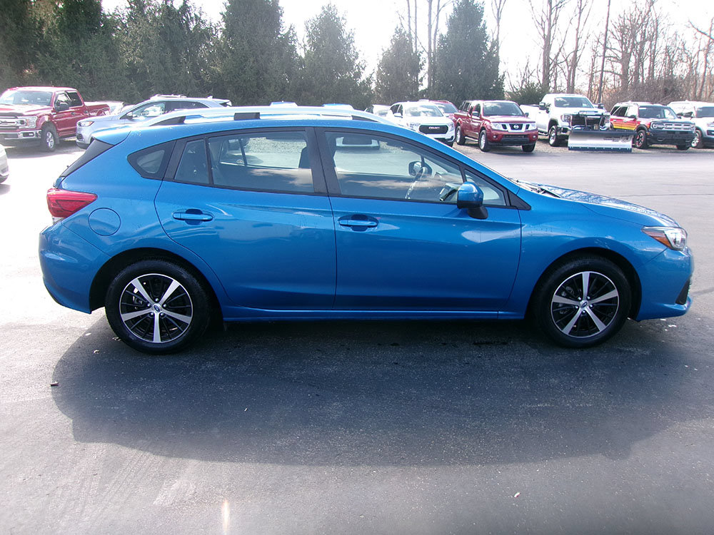 Used 2023 Subaru Impreza 2.0i Premium AWD/4WD image 6