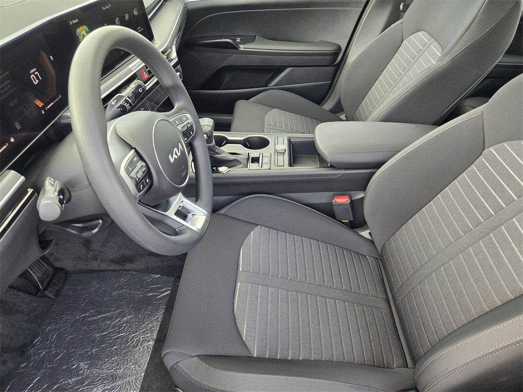 New 2026 Kia K5 LXS image 9