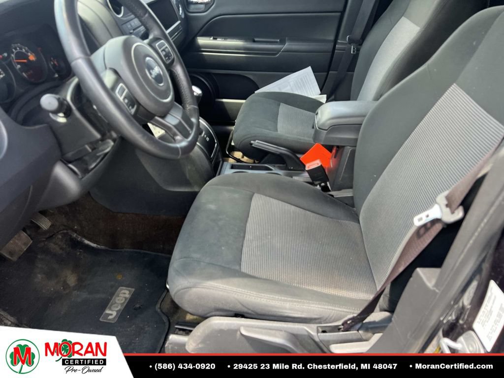 Used 2014 Jeep Patriot Latitude FWD image 16