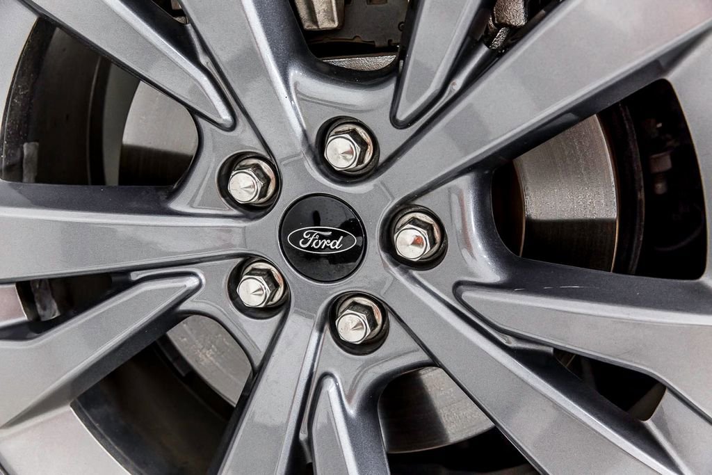 Used 2021 Ford Explorer XLT w/ Equipment Group 202A image 40