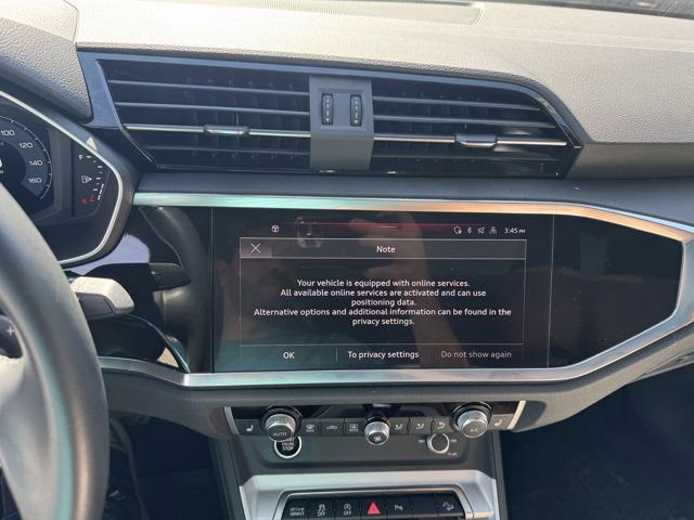 Certified 2023 Audi Q3 2.0T Premium w/ Convenience Package AWD/4WD image 17