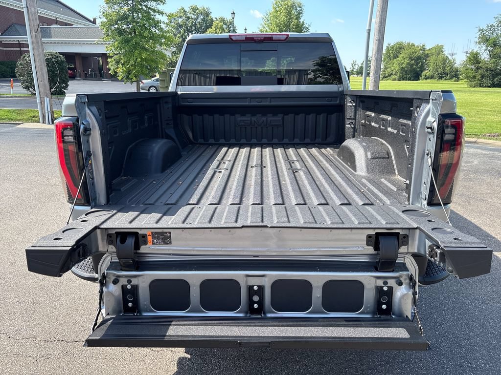 New 2026 GMC Sierra 2500 AT4 w/ AT4 Premium Plus Package AWD/4WD image 48