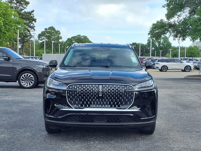New 2026 Lincoln Aviator 2WD image 3