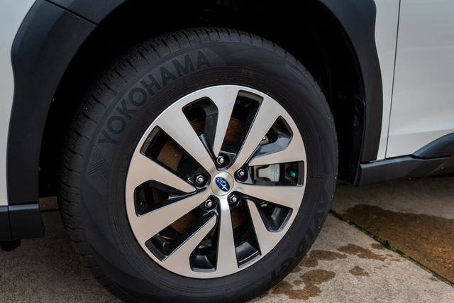 Certified 2025 Subaru Outback Premium AWD/4WD image 31