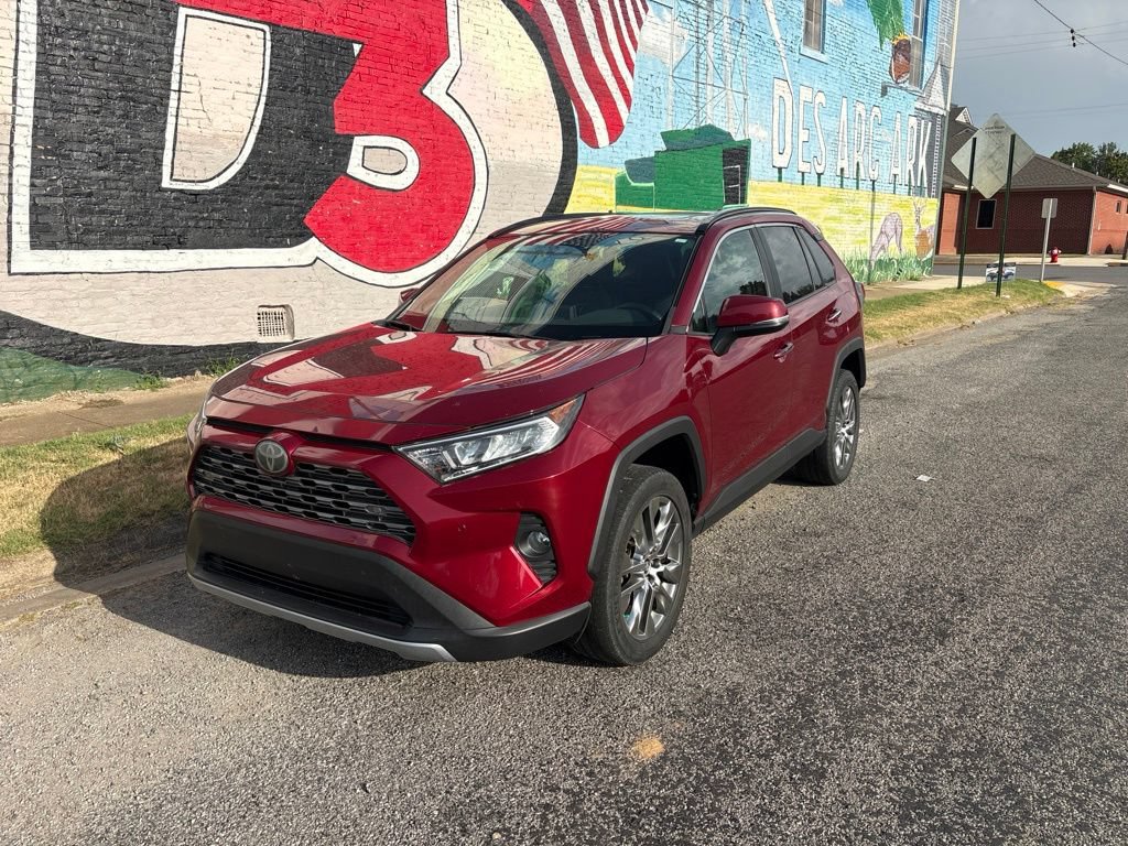 Used 2019 Toyota RAV4 Limited FWD image 49