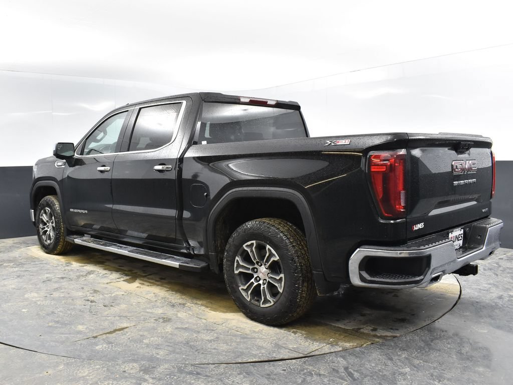 Used 2024 GMC Sierra 1500 SLT w/ X31 Off-Road Package AWD/4WD image 9