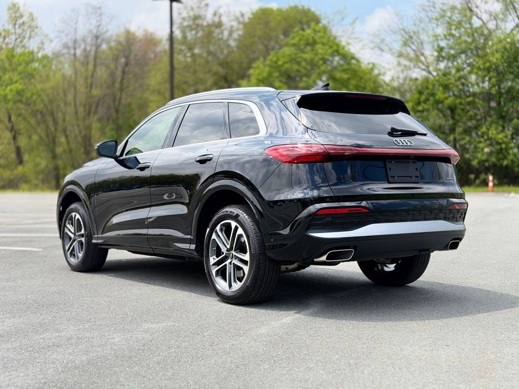 Used 2025 Audi Q5 Premium w/ Convenience Package AWD/4WD image 4