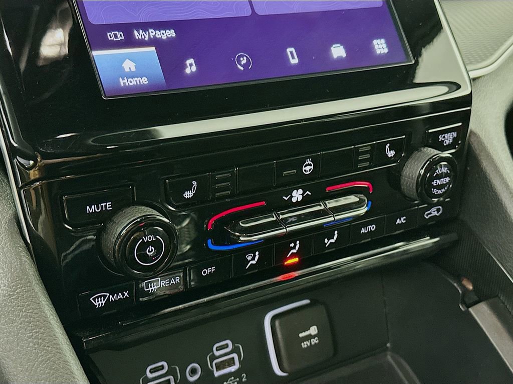 Certified 2024 Jeep Grand Cherokee L Altitude image 25