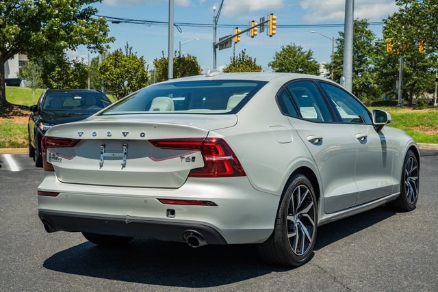 Used 2020 Volvo S60 T6 Momentum AWD/4WD image 5