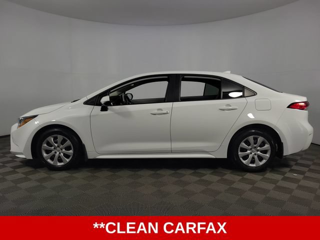 Used 2025 Toyota Corolla LE FWD image 5