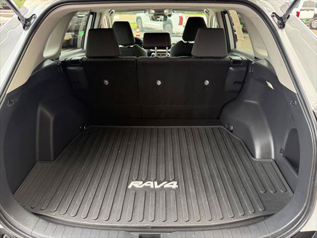 Certified 2023 Toyota RAV4 XLE w/ XLE Grade Weather Package AWD/4WD image 19