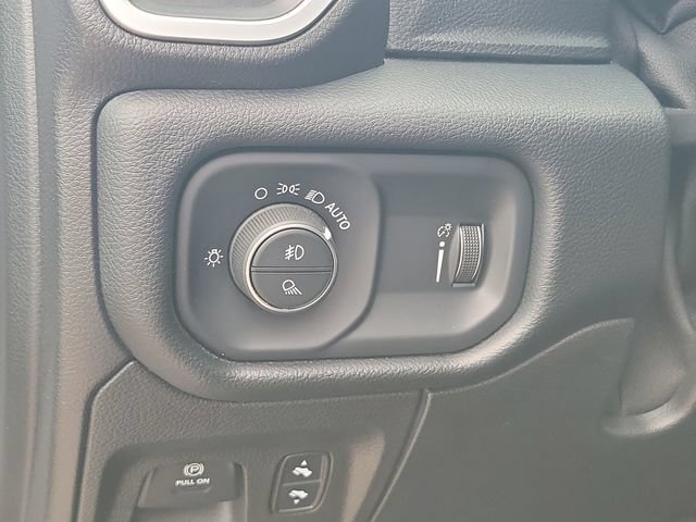 Used 2021 RAM 1500 Big Horn AWD/4WD image 16