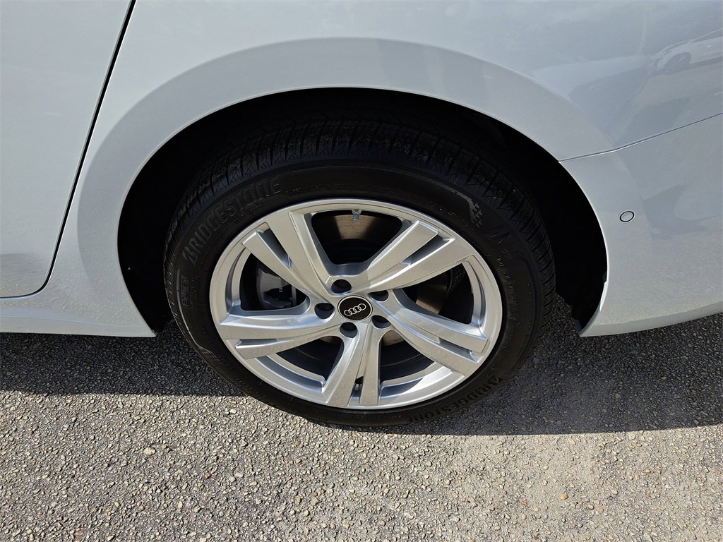 New 2025 Audi A5 2.0T Premium image 9